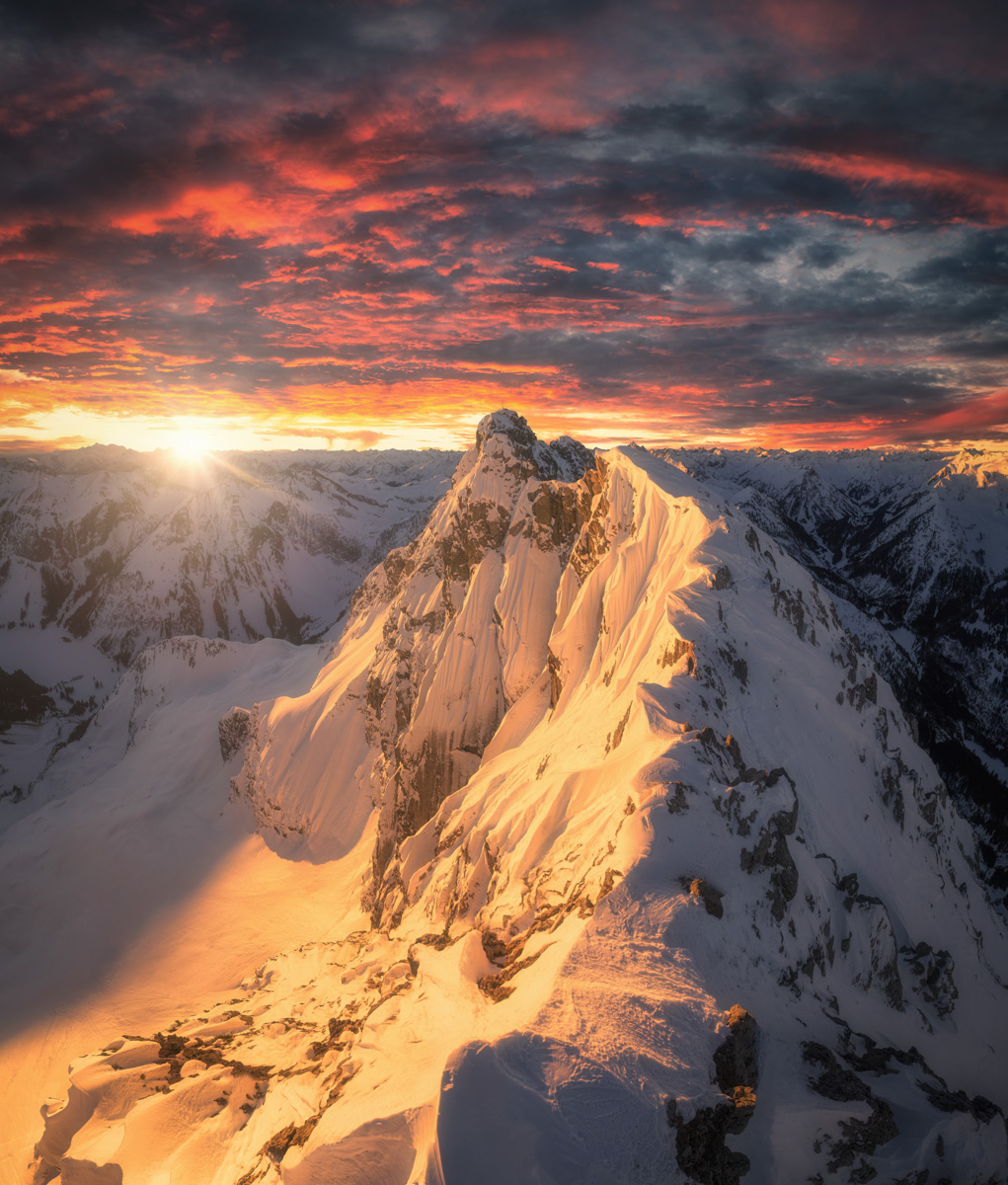 20_0747-Panorama-Allgäu-Alpen-Berge-Rauhorn-Gaishorn-Hinterstein-Alpenglühen-Winter-Schnee-verschneit-Sonnenaufgang-Oberallgäu-orange-rot-sonne++